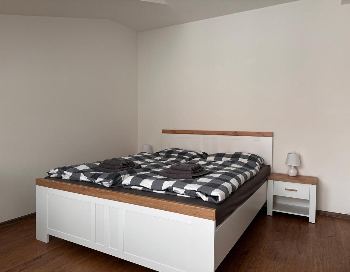 Apartman Ab Kryte Parkovani Zdarma Ceske Budejovice Exteriér fotografie